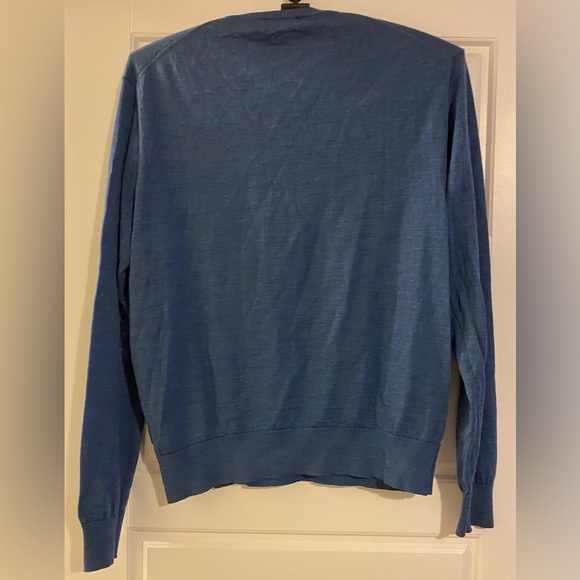 POLO RALPH LAUREN Classic Fit Blue V-Neck 100% Merino Wool, large sweater - Picture 3 of 8